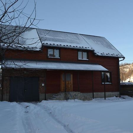 Faina House Hotel Jaremtsje Buitenkant foto