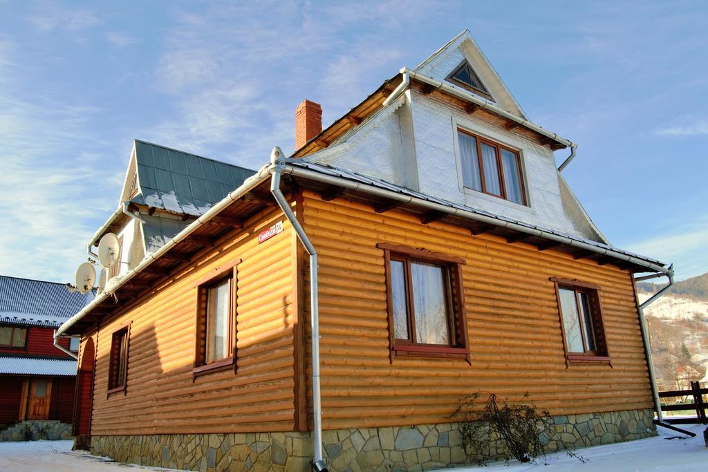 Faina House Hotel Jaremtsje Buitenkant foto